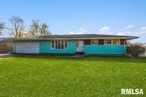 519 Christopher St, Morrison, IL 61270 photo 1