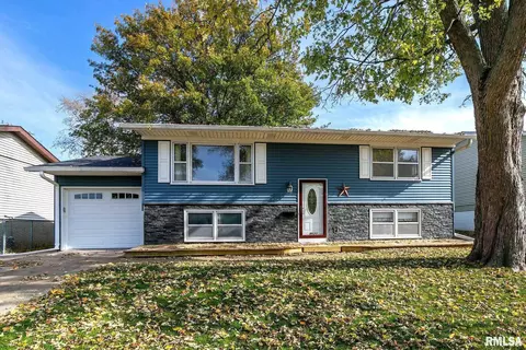 4620 47th St, Moline, IL 61265 photo 1