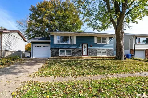 4620 47th St, Moline, IL 61265 photo 2