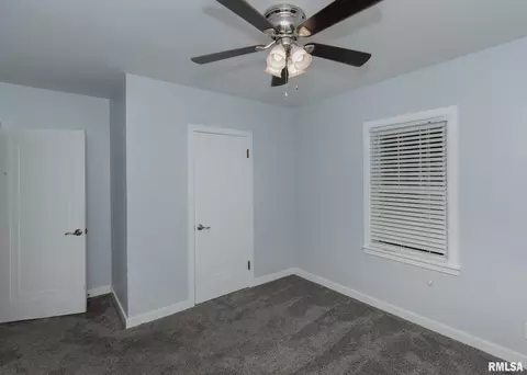 262 8th St, Silvis, IL 61282 photo 15