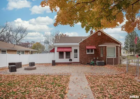 262 8th St, Silvis, IL 61282 photo 38
