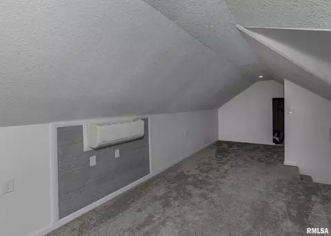 262 8th St, Silvis, IL 61282 photo 19