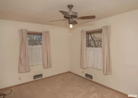 1441 34th St, Moline, IL 61265 photo 11