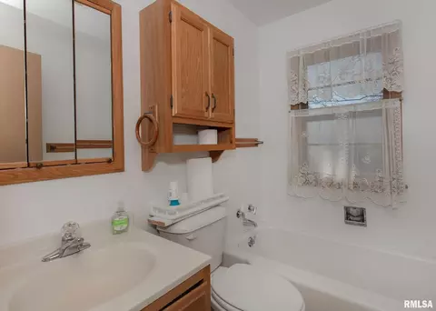 1441 34th St, Moline, IL 61265 photo 17
