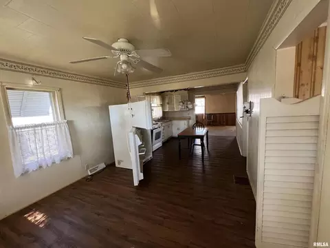3615 22nd Ave, Moline, IL 61265 photo 3