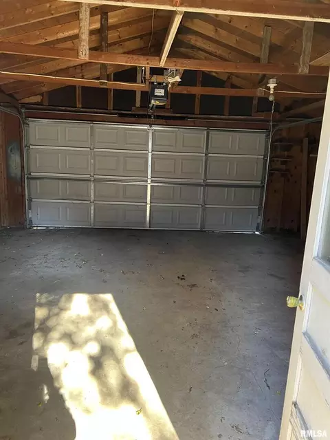 3615 22nd Ave, Moline, IL 61265 photo 9