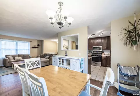 3421 15th St, Moline, IL 61265 photo 7