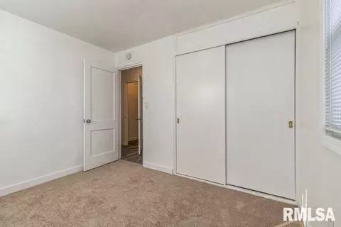1006 38th St, Moline, IL 61265 photo 12