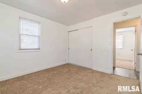 1006 38th St, Moline, IL 61265 photo 10
