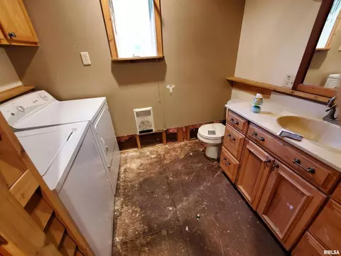 8096 Hazel Rd, Morrison, IL 61270 photo 9
