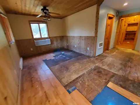 8096 Hazel Rd, Morrison, IL 61270 photo 6