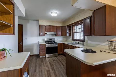 901 17th St, Viola, IL 61486 photo 12