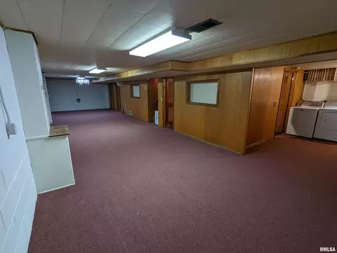 1221 10th St, Silvis, IL 61282 photo 28