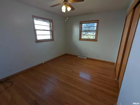 1221 10th St, Silvis, IL 61282 photo 16