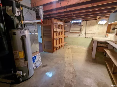 1221 10th St, Silvis, IL 61282 photo 35