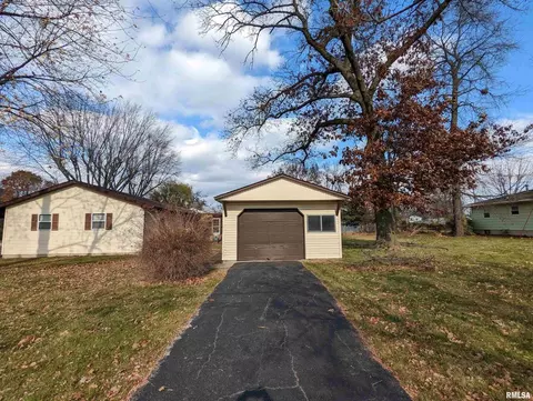 1221 10th St, Silvis, IL 61282 photo 39
