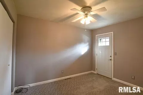 1313 4th St #5, Orion, IL 61273 photo 7