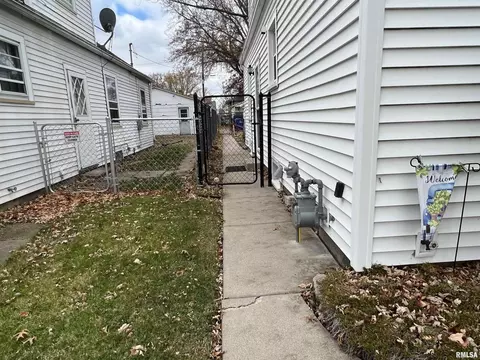 2105 4th St, Moline, IL 61265 photo 34