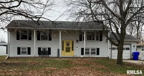 537 Beach St S, Kewanee, IL 61443 photo 1