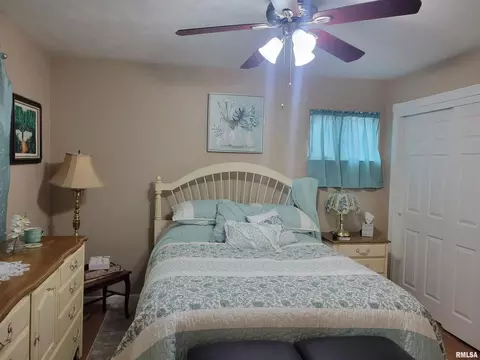 23 Cherry Hill Ct, Hampton, IL 61256 photo 8