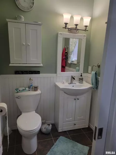 23 Cherry Hill Ct, Hampton, IL 61256 photo 15