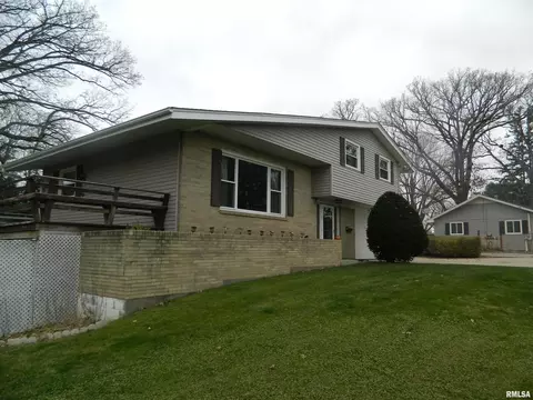 403 Badger Ct, Morrison, IL 61270 photo 18