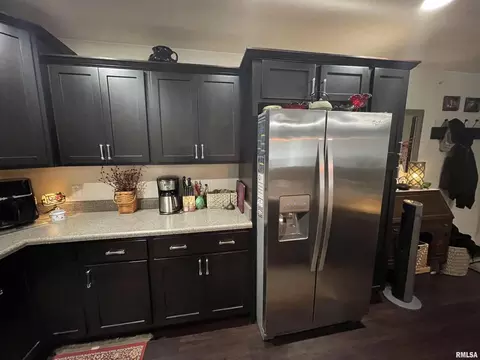 230 E Franklin St #204, Eldridge, IA 52748 photo 9