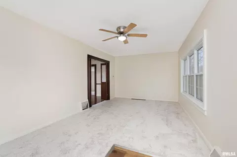 4115 18th Ave, Moline, IL 61265 photo 3