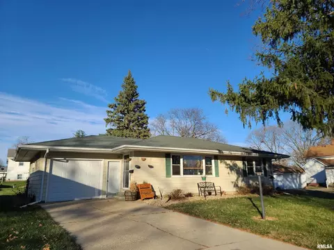 410 Park Court Ln, Morrison, IL 61270 photo 1