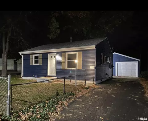 423 Yates Ave, Springfield, IL 62702 photo 2