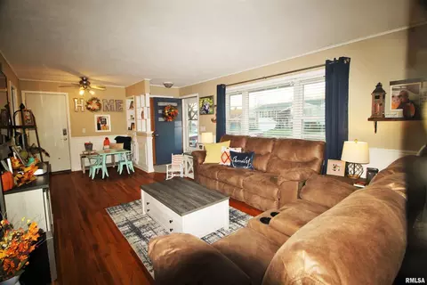 4300 17th Ave, Moline, IL 61265 photo 10