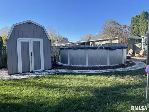 4300 17th Ave, Moline, IL 61265 photo 6