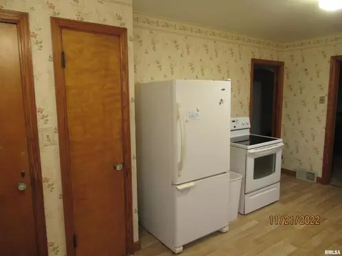 926 24th St, Moline, IL 61265 photo 9