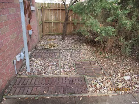 926 24th St, Moline, IL 61265 photo 23