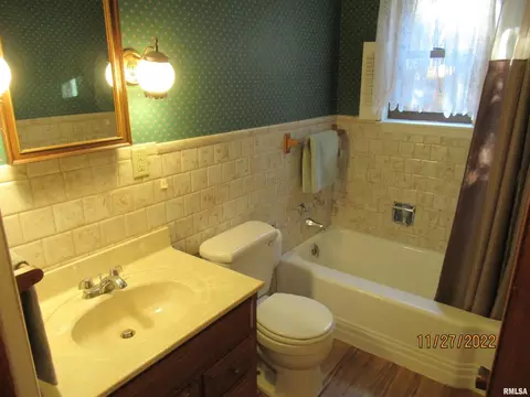 926 24th St, Moline, IL 61265 photo 11