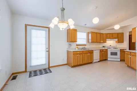 314 8th Ave, Hampton, IL 61256 photo 7