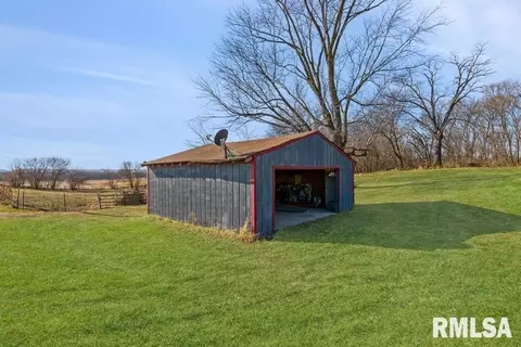 1272 250th St, Aledo, IL 61231 photo 26