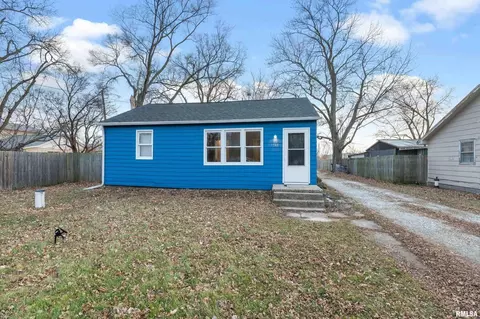 1548 40th Ave, Moline, IL 61265 photo 1