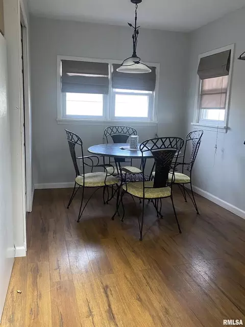 611 W Sylvester Ave, Christopher, IL 62822 photo 10
