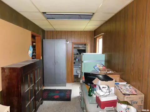 2716 16th St, Moline, IL 61265 photo 18
