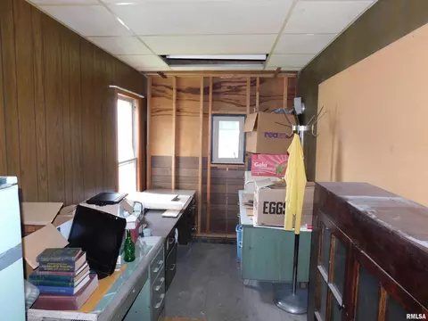 2716 16th St, Moline, IL 61265 photo 17