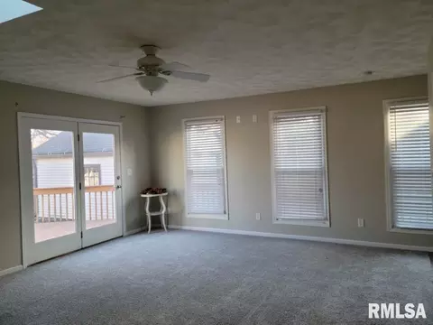 2384 24th St, Moline, IL 61265 photo 18