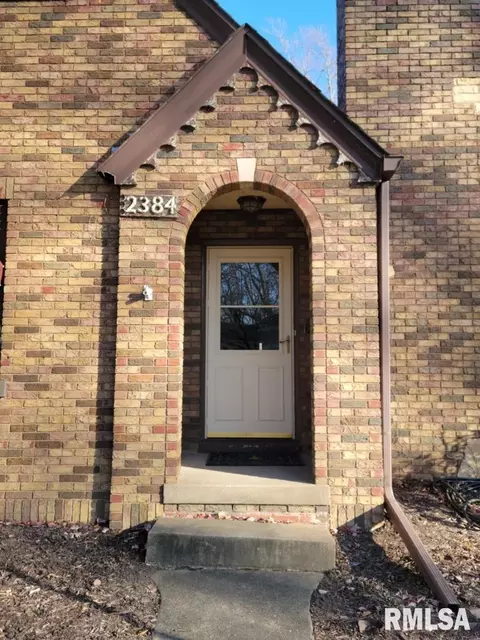 2384 24th St, Moline, IL 61265 photo 3
