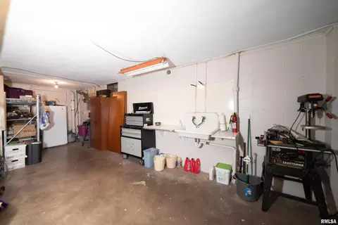 205 31st Ave, Moline, IL 61265 photo 26