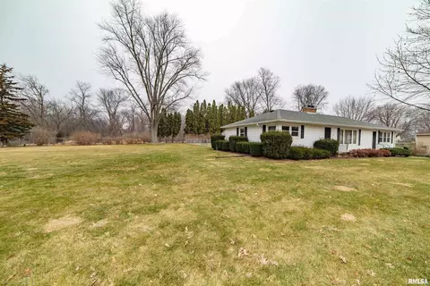 205 31st Ave, Moline, IL 61265 photo 3