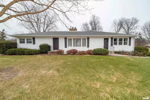 205 31st Ave, Moline, IL 61265 photo 1