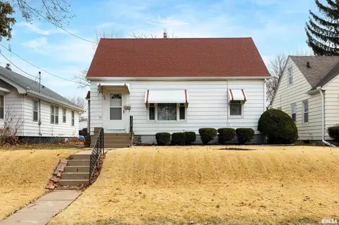 435 10th St #A, Silvis, IL 61282 photo 1
