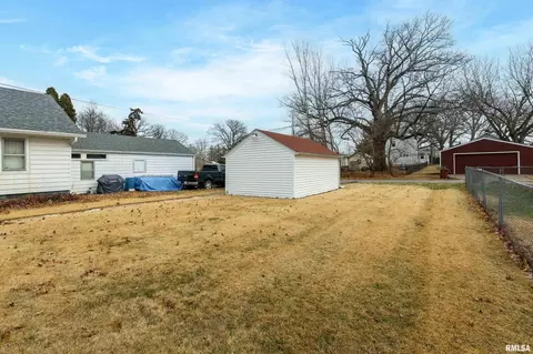 435 10th St #A, Silvis, IL 61282 photo 25