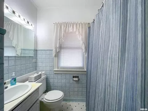435 10th St #A, Silvis, IL 61282 photo 12