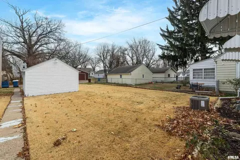 435 10th St #A, Silvis, IL 61282 photo 23